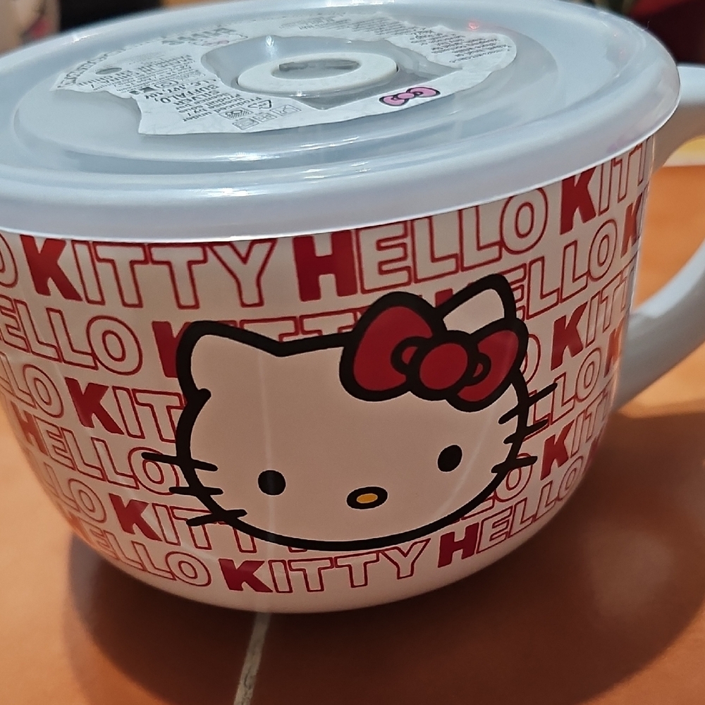Hello Kitty Red and White Party Mug